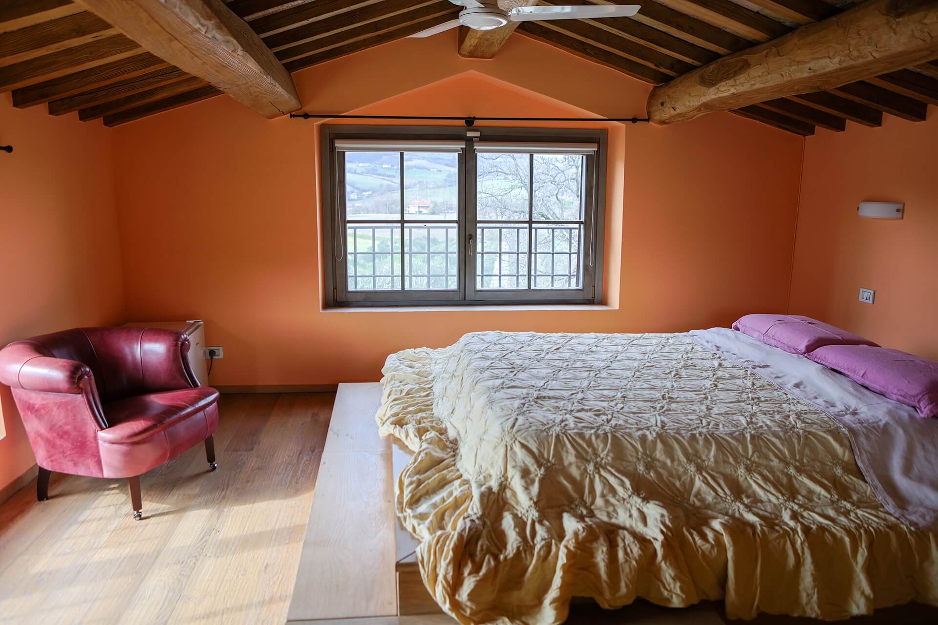 EF2A7847Coroncina_camere