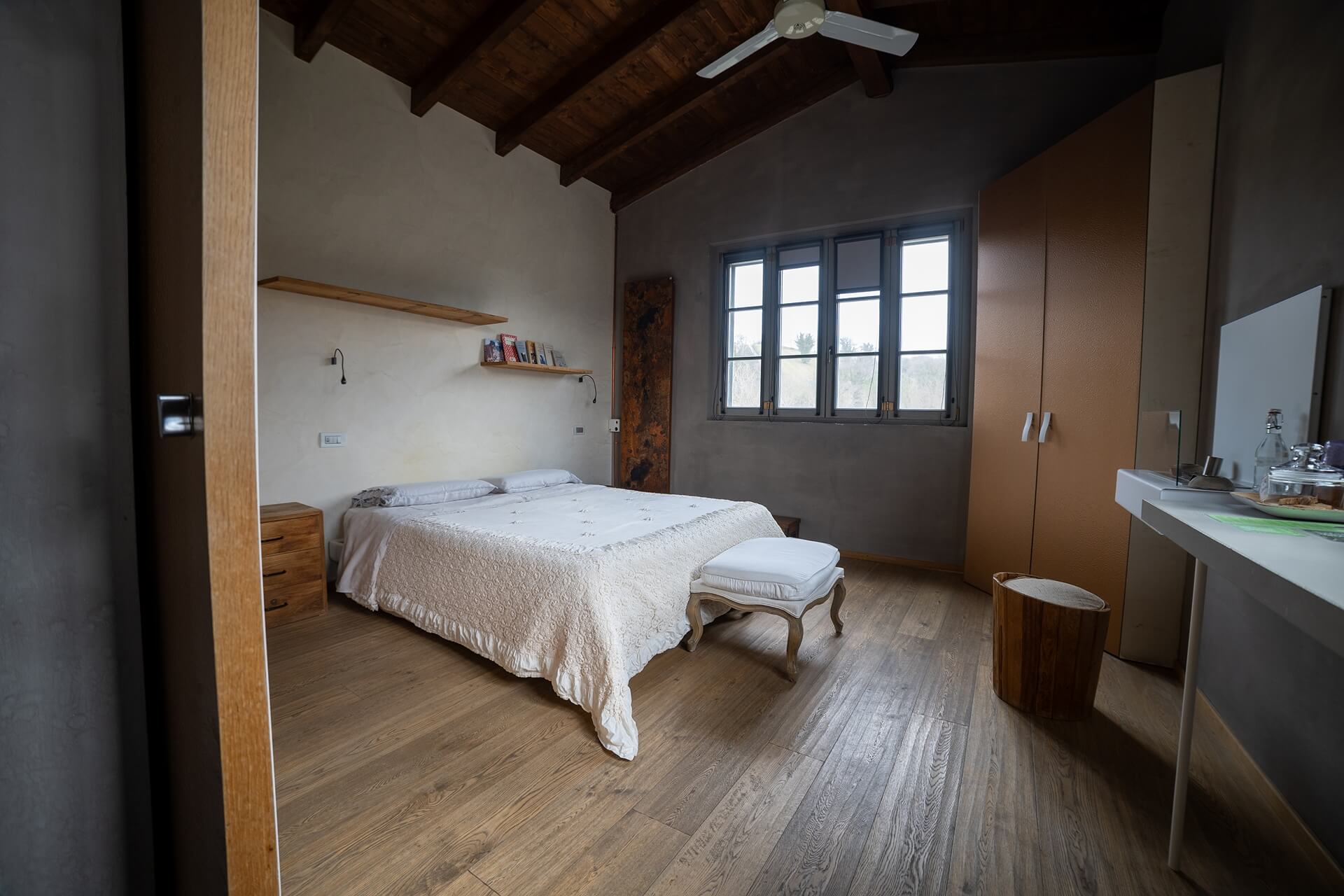 EF2A7978Coroncina_camere (1)